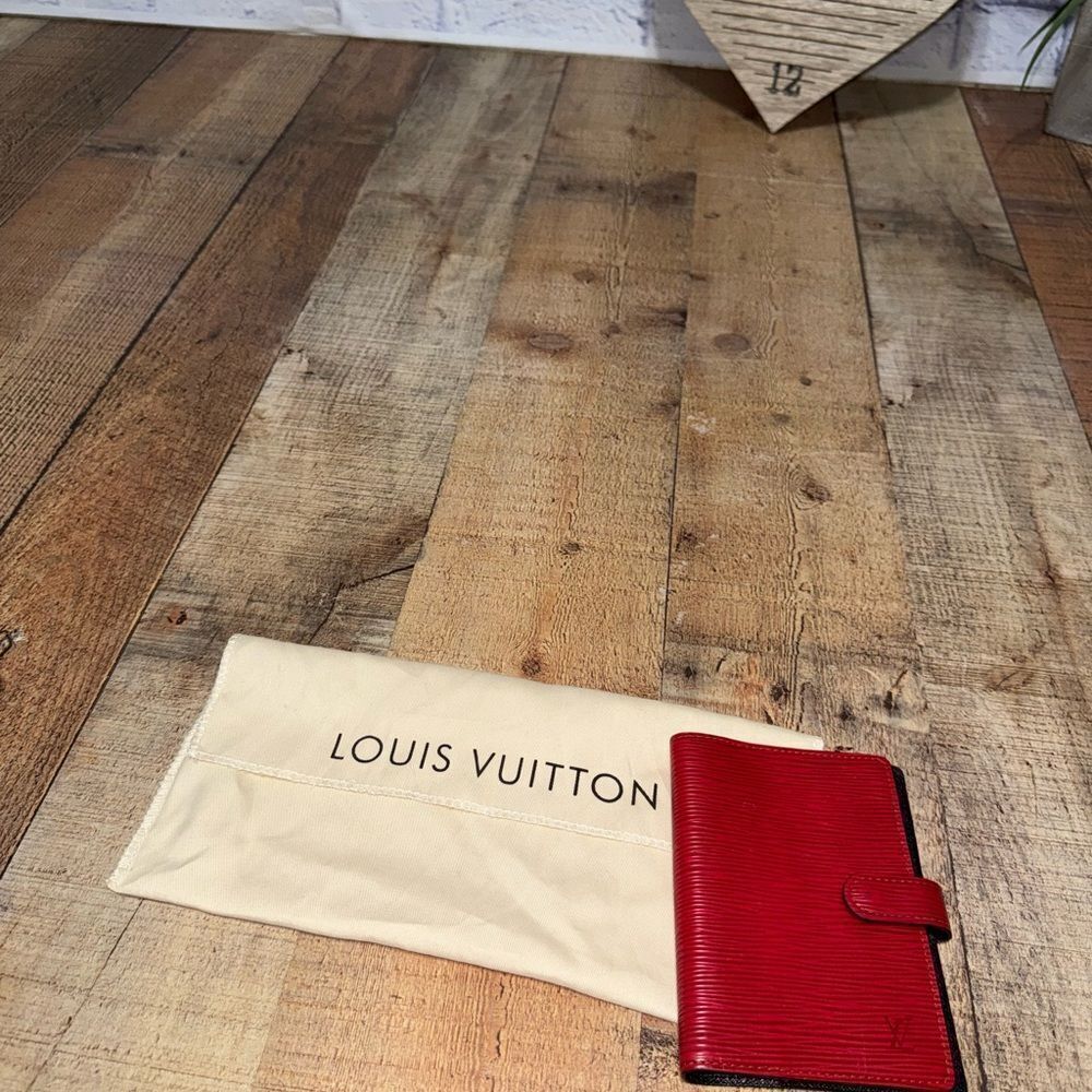 Louis Vuitton Red Epi Leather Small Agenda PM/ Passport Holder COA in photos - Picture 13 of 16